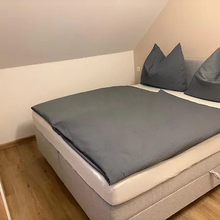 Apartmenthaus Stoeckl In Holiday home Bad Deutsch Altenburg