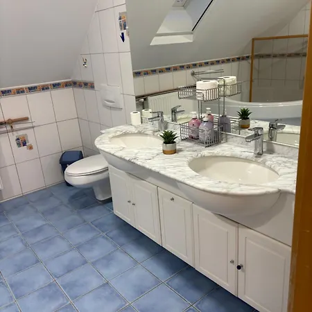 Dom wakacyjny Apartmenthaus Stoeckl In Bad Deutsch Altenburg